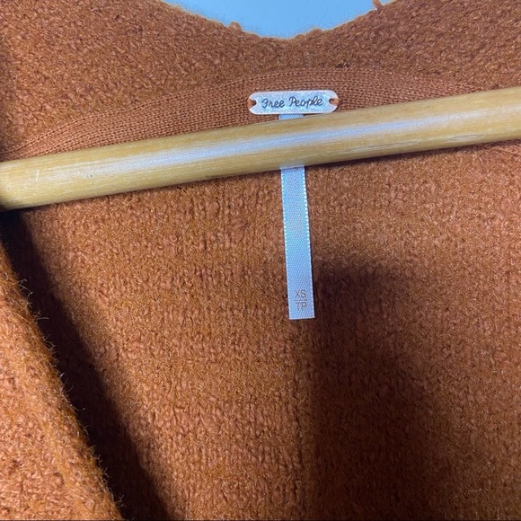 Free People Reverie V-Neck Sweater Burnt Butter - Picture 3 of 6